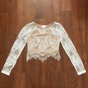 Lace long sleeve crop top